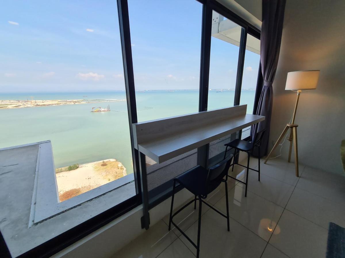 Sunrise Gurney Premium Executive City/Seafront Suite - Penang George Town Esterno foto