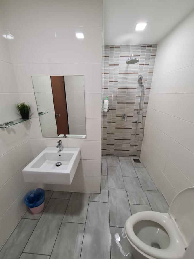 Sunrise Gurney Premium Executive City/Seafront Suite - Penang George Town Esterno foto
