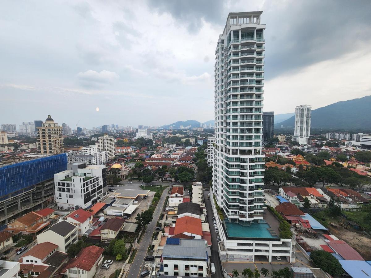 Sunrise Gurney Premium Executive City/Seafront Suite - Penang George Town Esterno foto