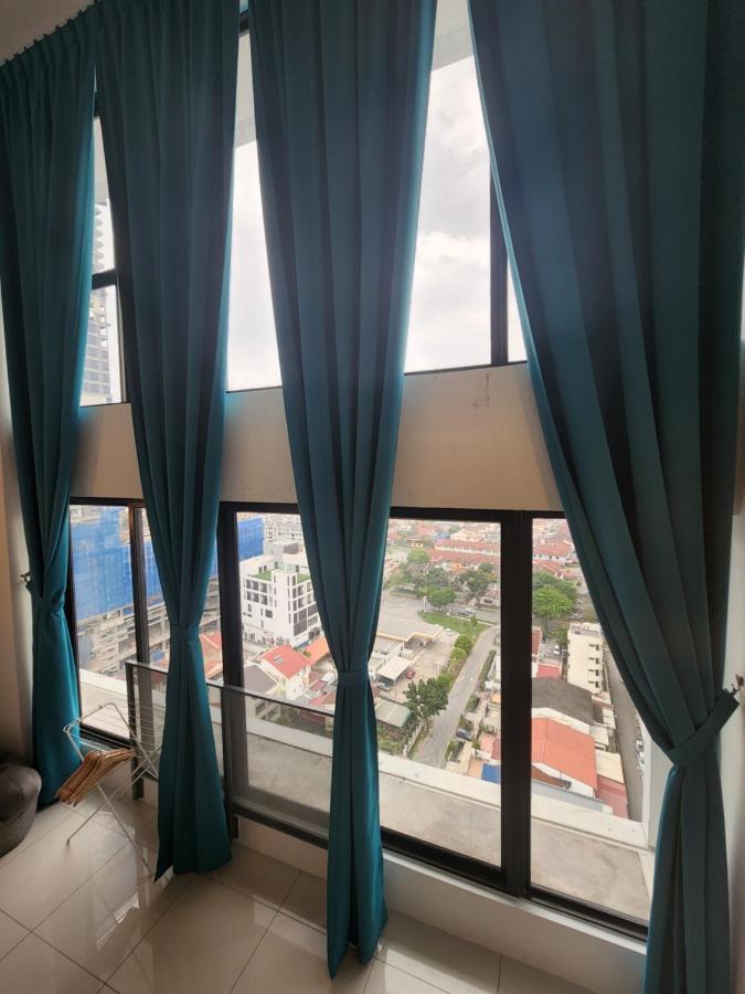 Sunrise Gurney Premium Executive City/Seafront Suite - Penang George Town Esterno foto