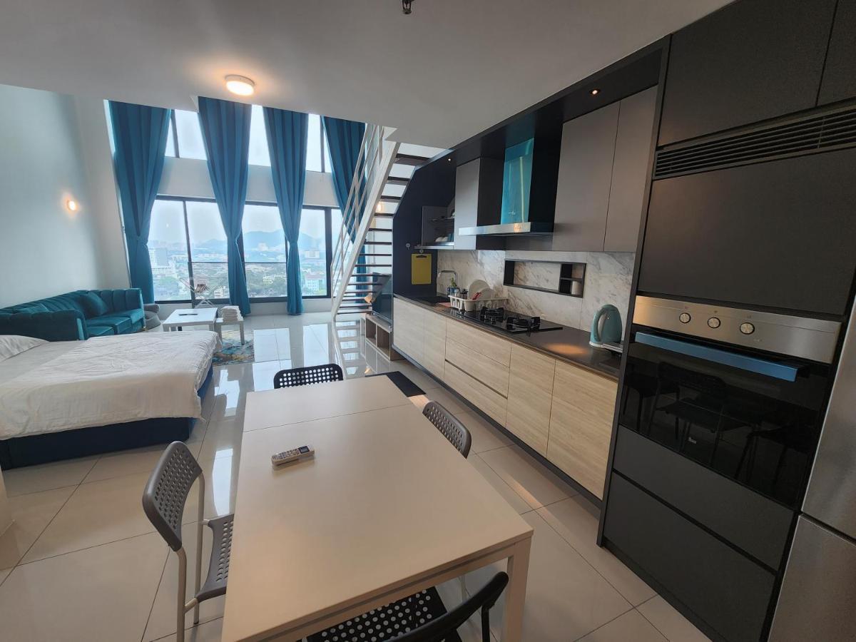 Sunrise Gurney Premium Executive City/Seafront Suite - Penang George Town Esterno foto